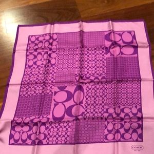💯 % silk authentic Coach scarf